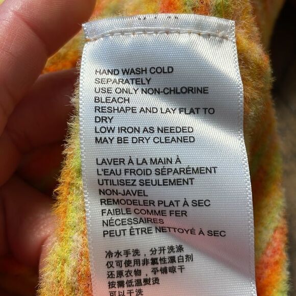 Urban Outfitters Rainbow Sherbet Sweater - Picture 4 of 10